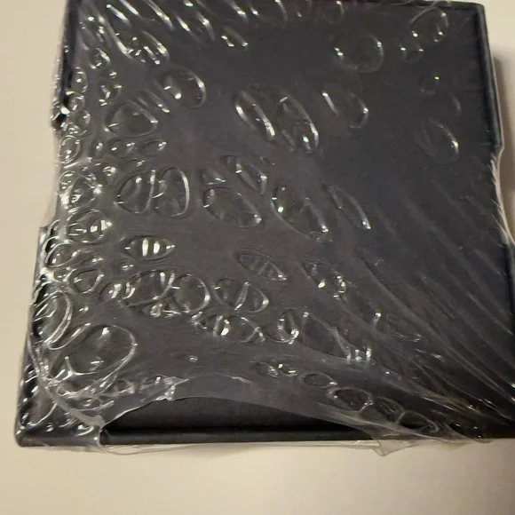 Elegant Gold Women's Necklace 20” Cuban Link - Picture 3 of 9